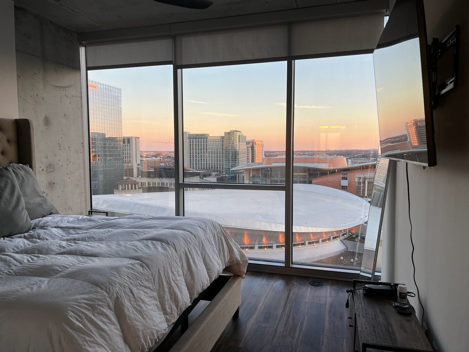 clean bedroom in nashville